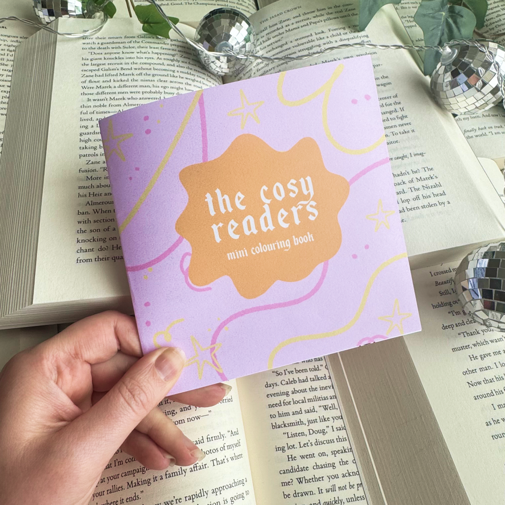 The Cosy Readers Colouring Book