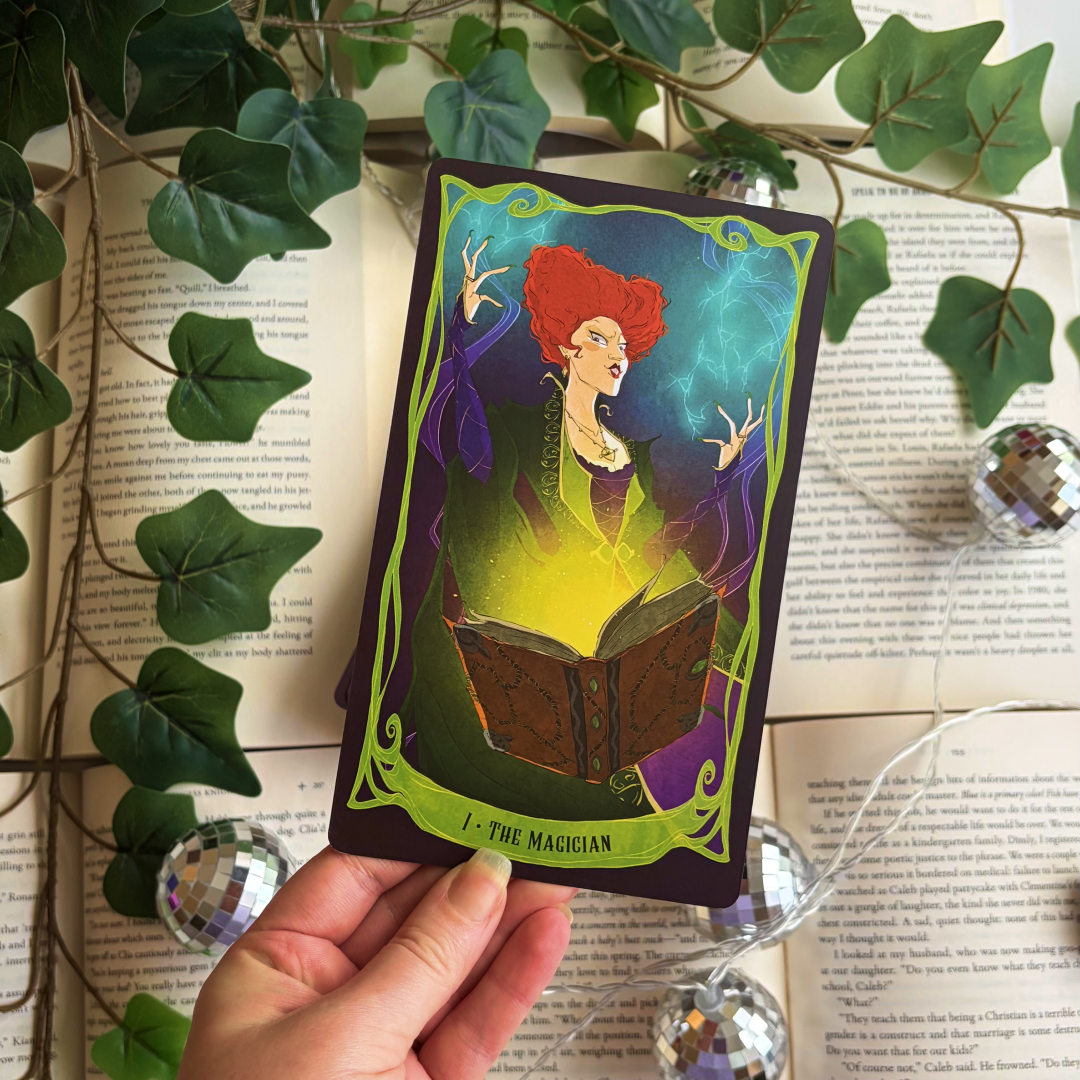 Mega-Sized Tarot: Hocus Pocus Tarot Deck and Guidebook